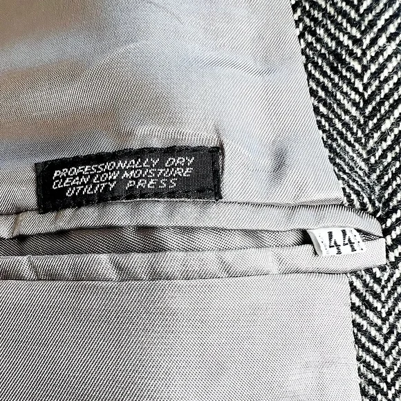 VINTAGE Tweed Sport Coat Blazer 100% Virgin Wool Black Cream Heritage Style 44